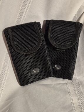 NWOT Buddy Pouch  Belt Free Magnetic Running Mesh  Pouch
